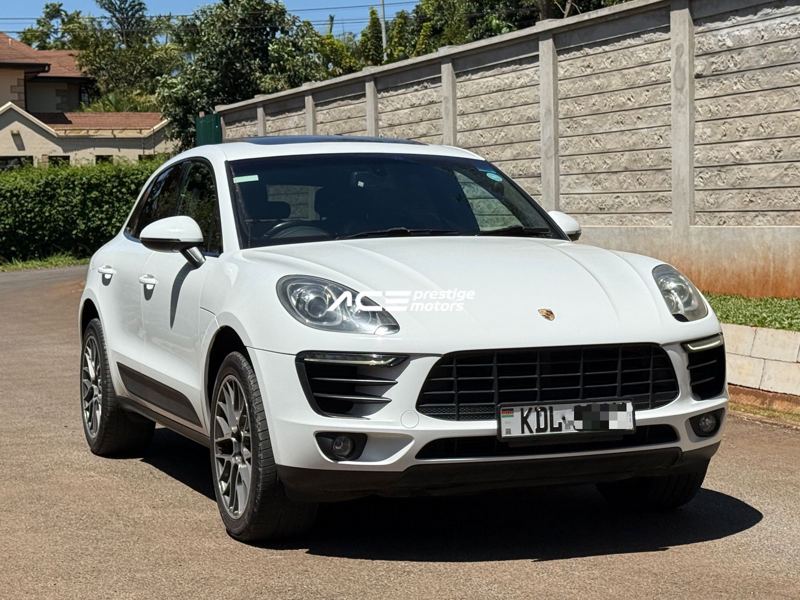 Porsche Macan 2015