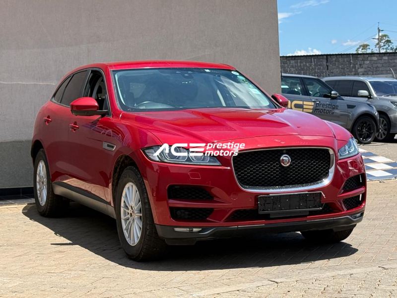 Jaguar F-Pace 2016