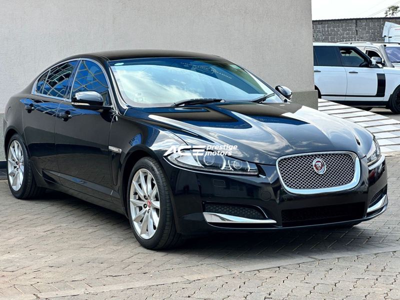 Jaguar XF 2015