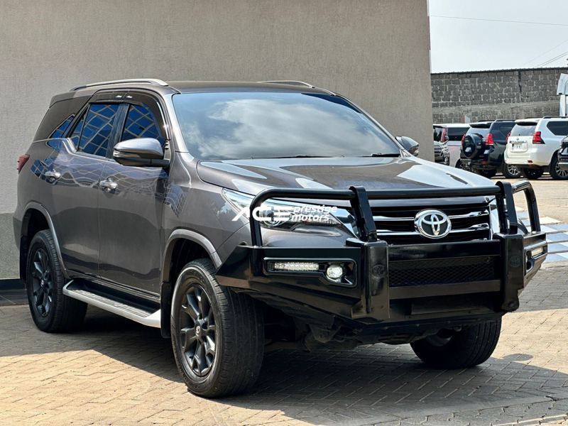 Toyota Fortuner 2018
