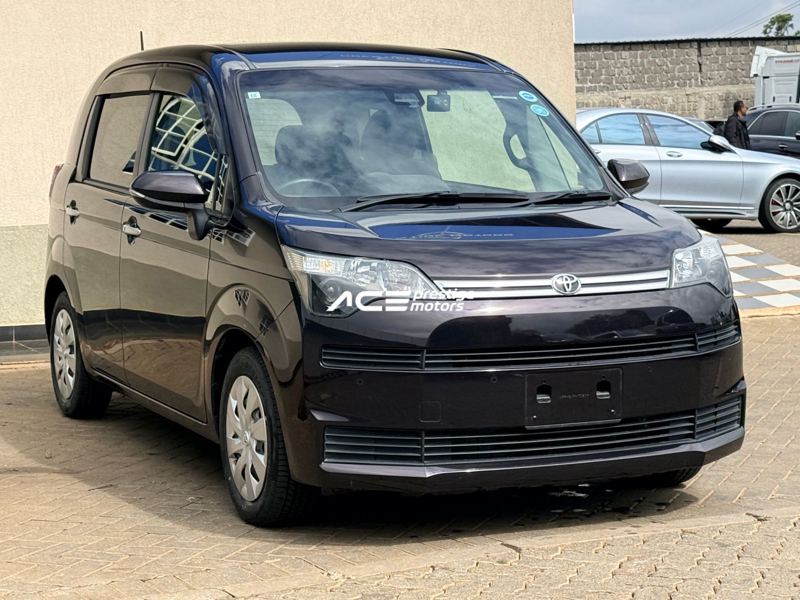 Toyota Spade 2018