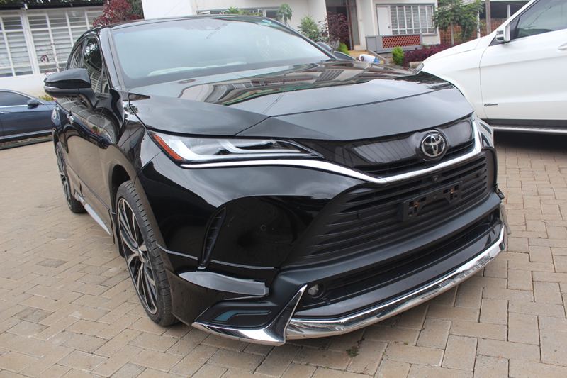 Toyota Harrier 2020 Leather Sunroof Bodykit 100,000 Kms