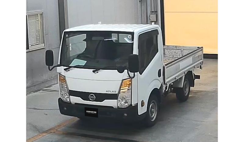 2019 Nissan Atlas Flatbed Truck