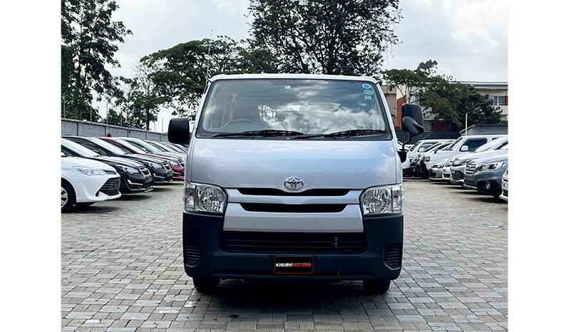 2016 Toyota Hiace Regius Long DX