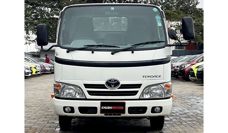 2015 Toyota Toyoace Long