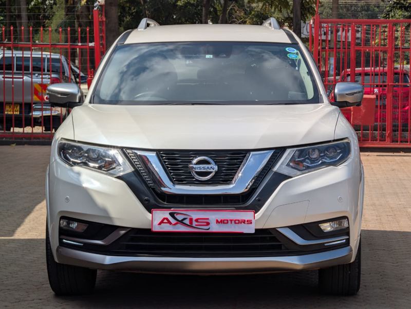 Nissan X-Trail hybrid 2018
