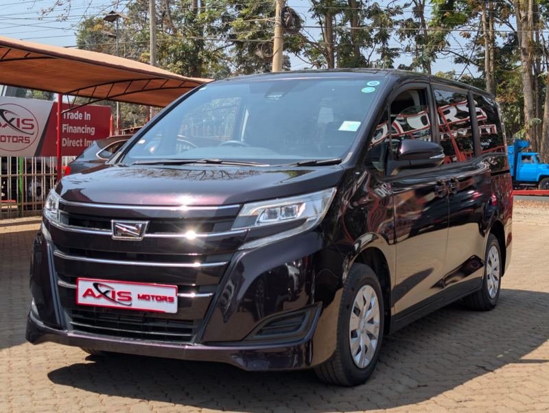 Toyota Noah 2019