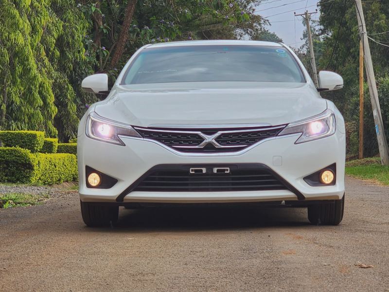 Toyota Mark X 2016
