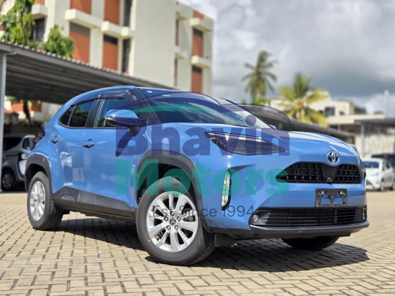 4142 Toyota Yaris Cross Hybrid