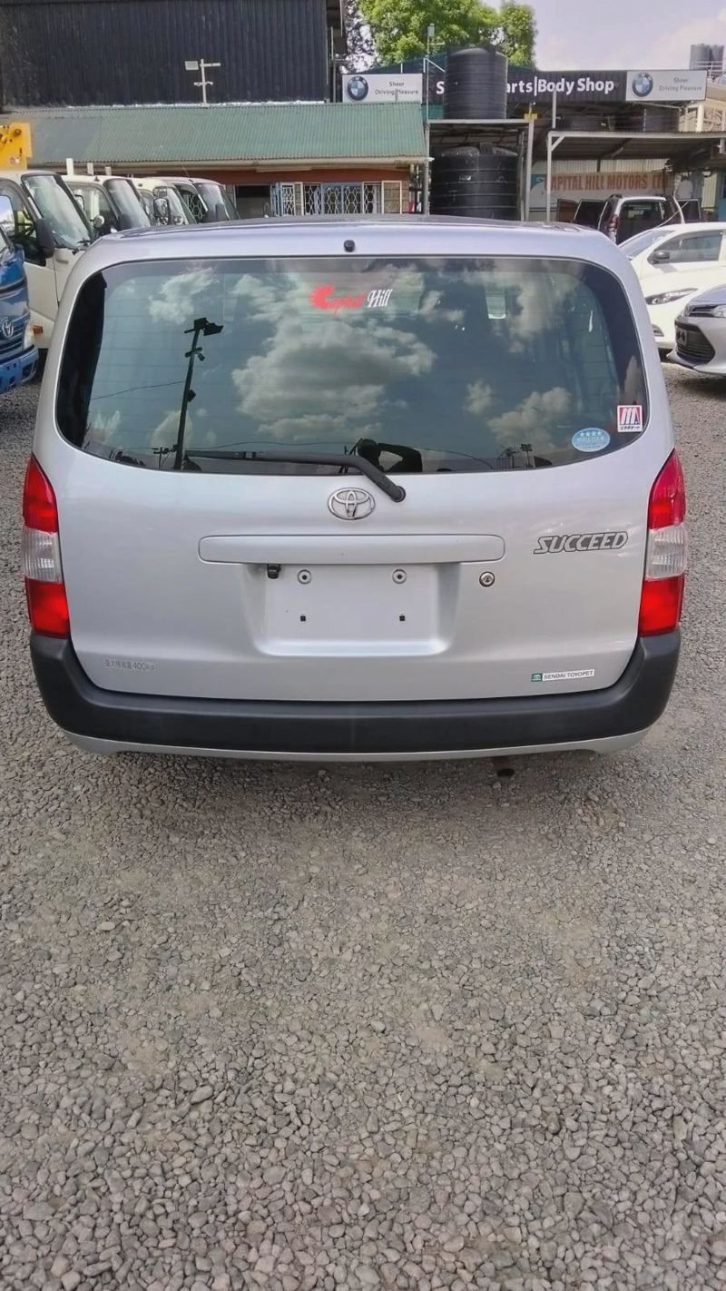 TOYOTA SUCCEED 2018