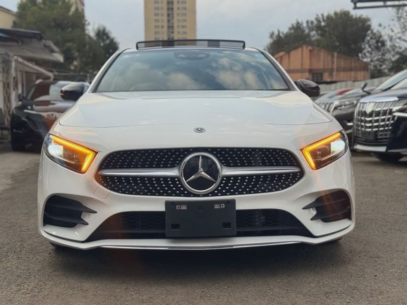 2019 Mercedes-Benz A180 AMG Line