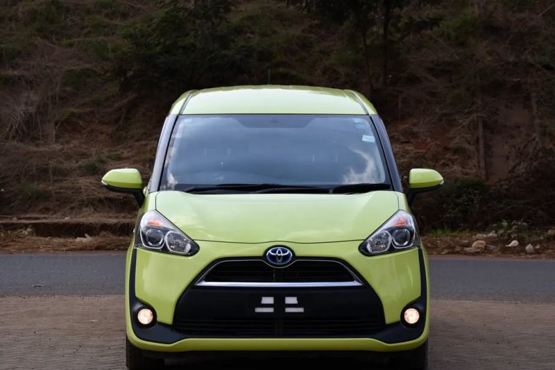 2019 Toyota Sienta Hybrid