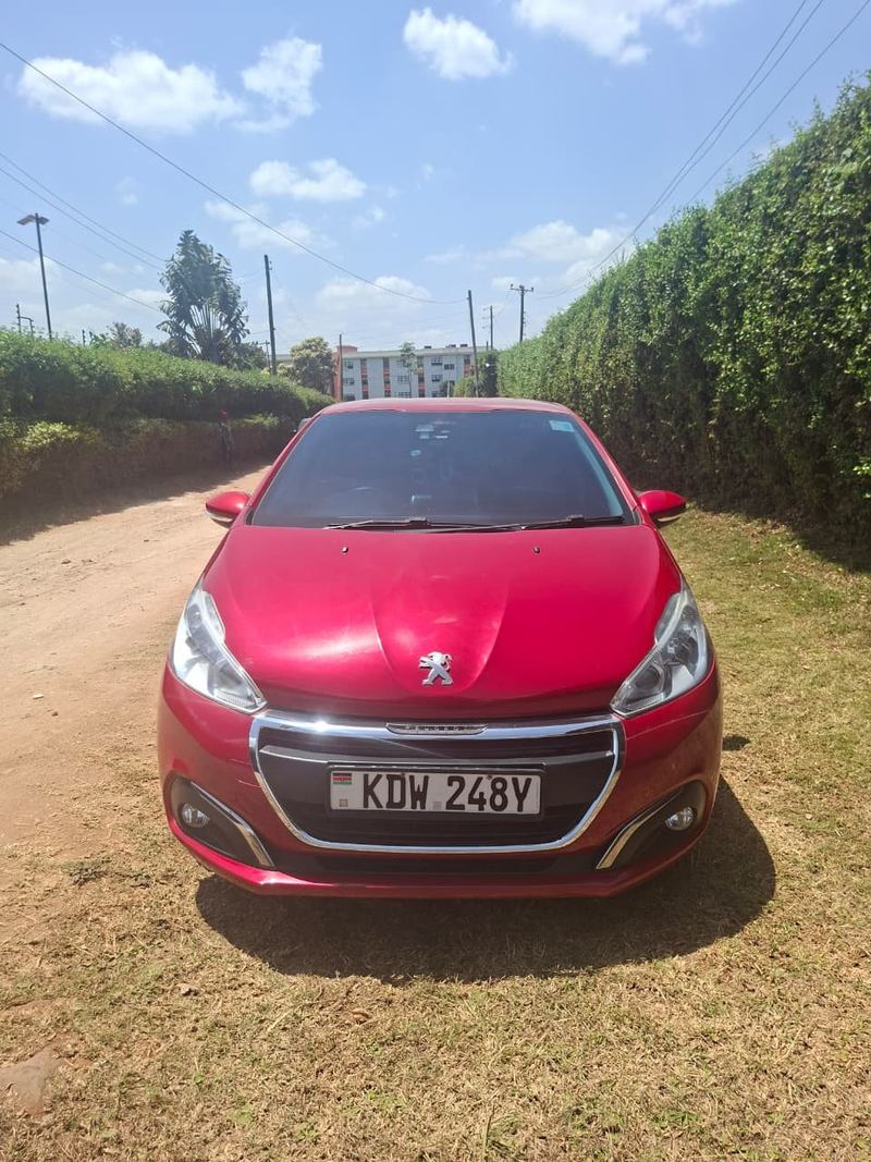 Peugeot 208