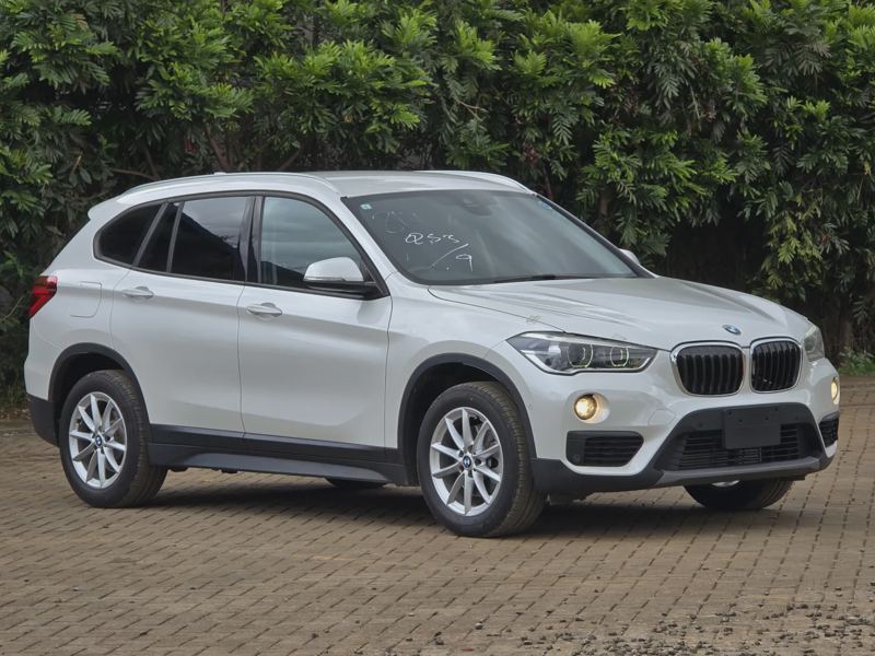 2019 BMW X1 White