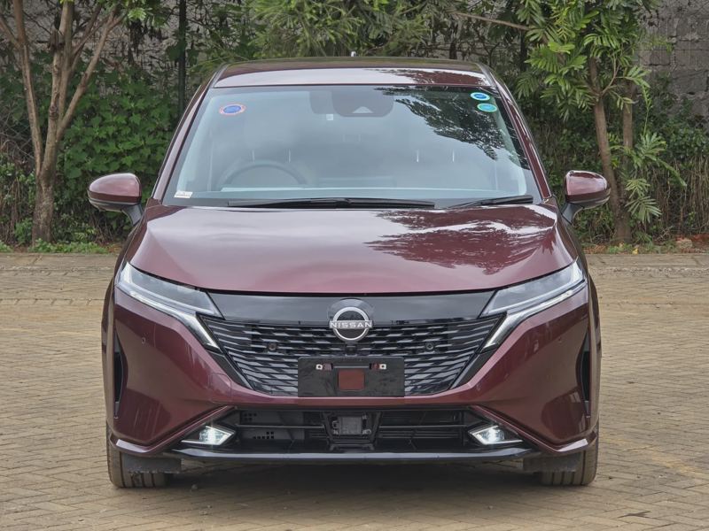 2022 Nissan Aura Maroon