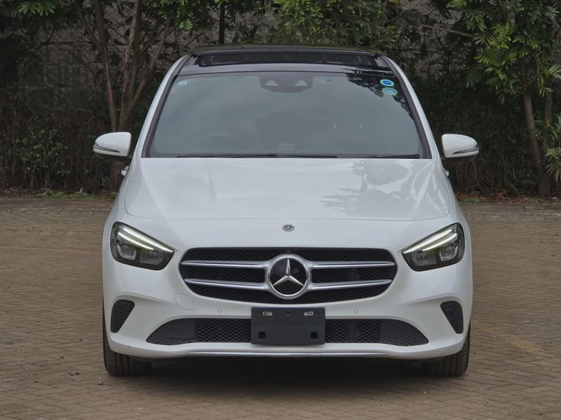 2019 Mercedes B180 White