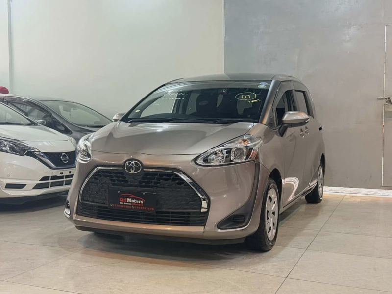 TOYOTA SIENTA 2021