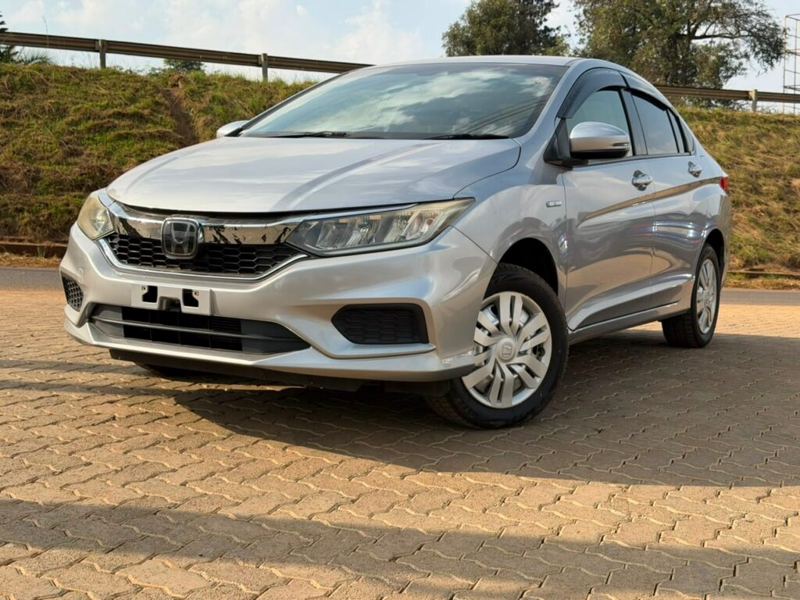 Honda Grace (Hybrid)