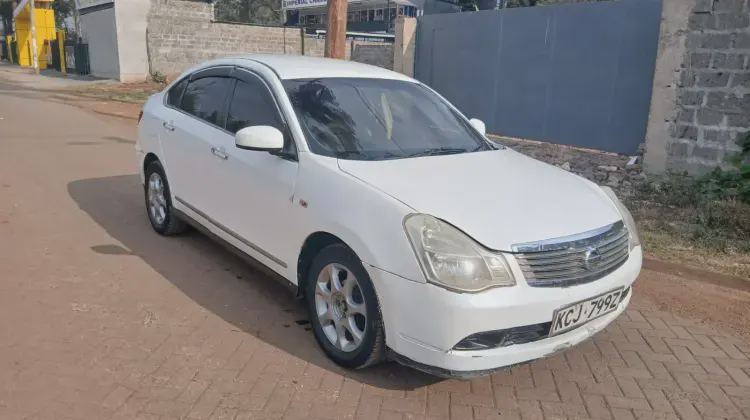 Nissan Bluebird 2009