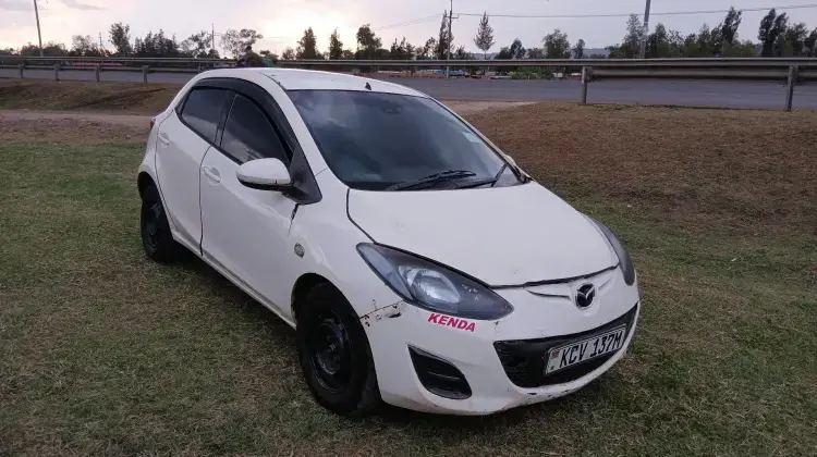 Mazda Demio 2012