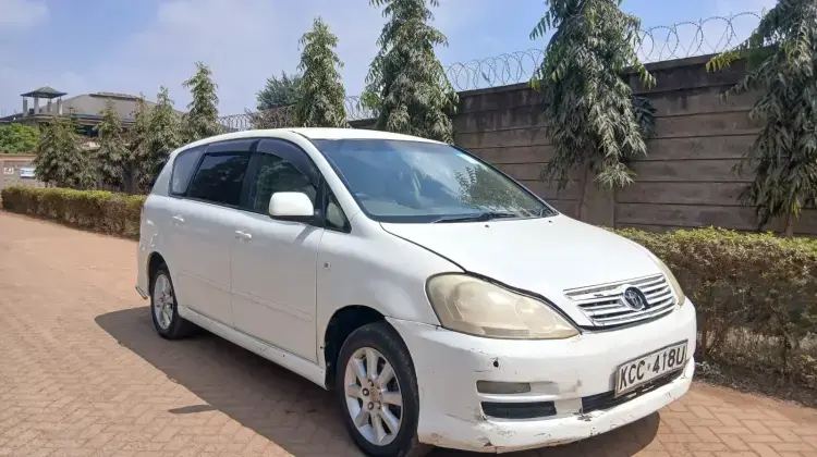 Toyota Ipsum 2008