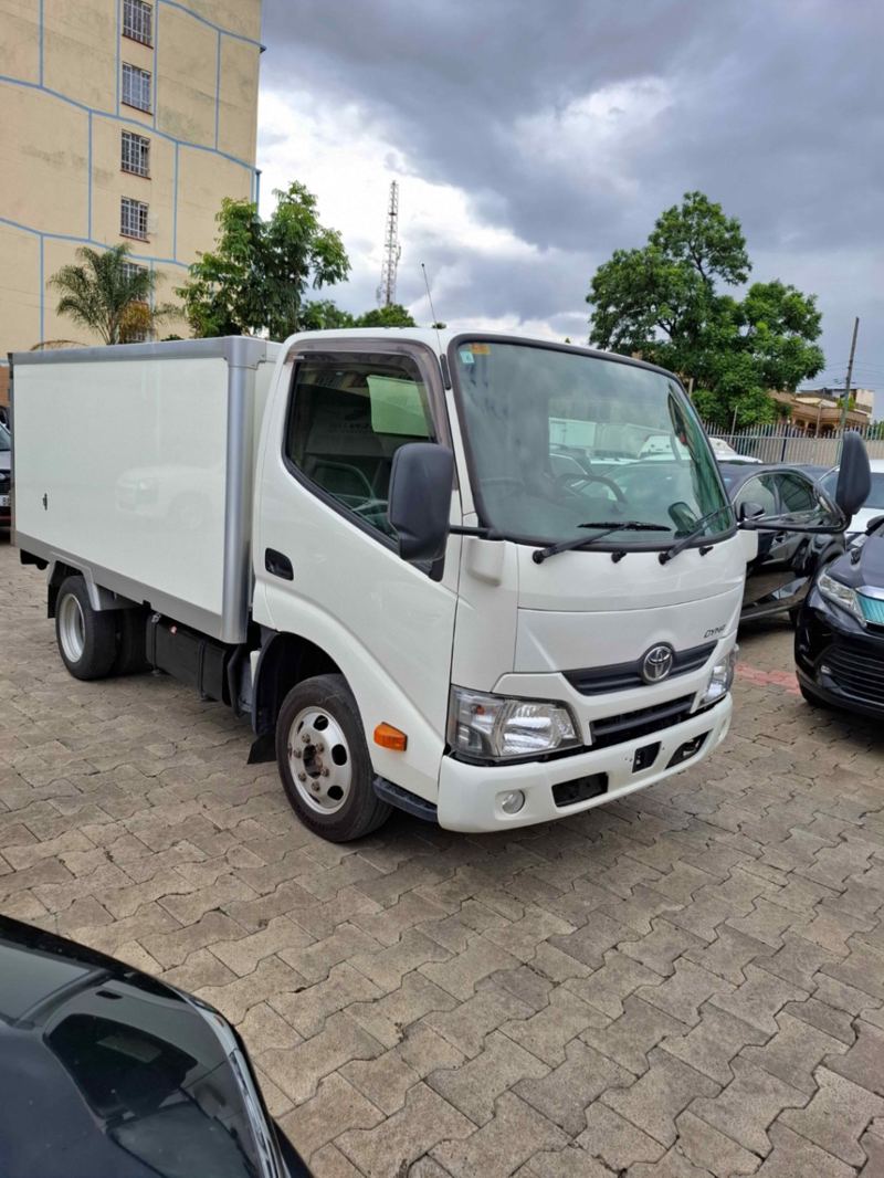 2019 TOYOTA DYNA B/DT - SMALL BOX