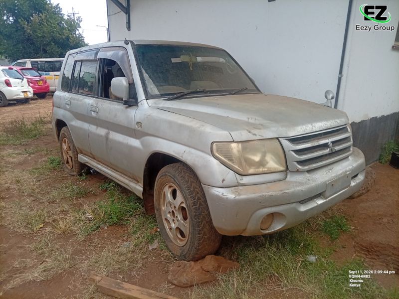 Mitsubishi Pajero Io 1.8 2003