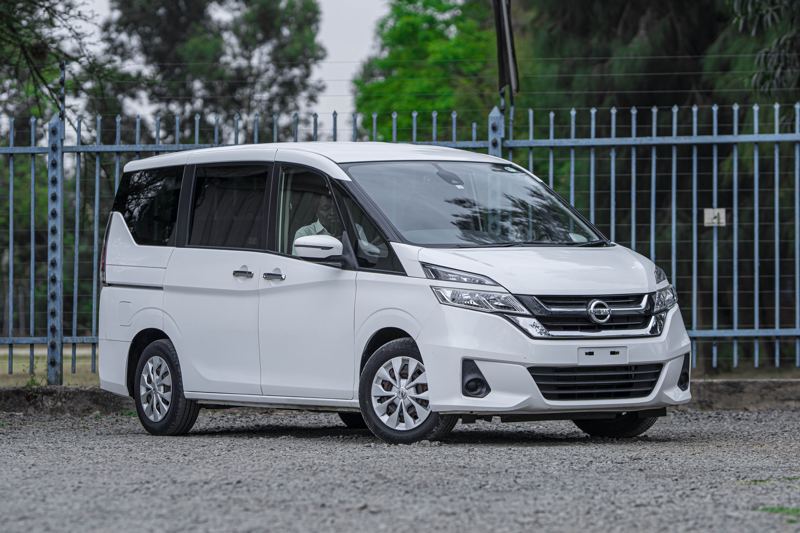 Nissan Serena 2018