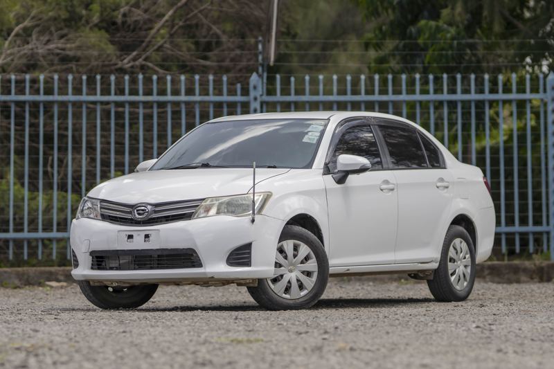 Toyota Axio 2012