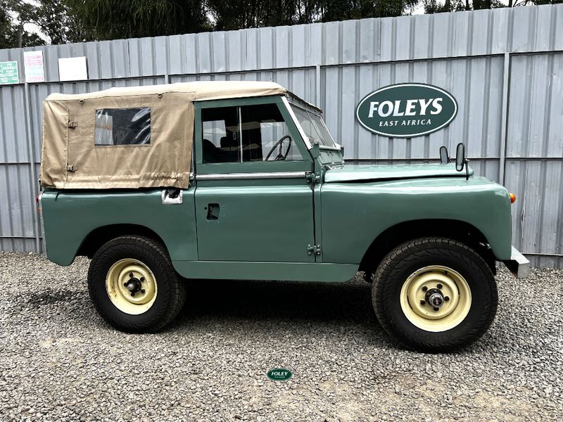 LAND ROVER SERIES 2 (KLT 858)