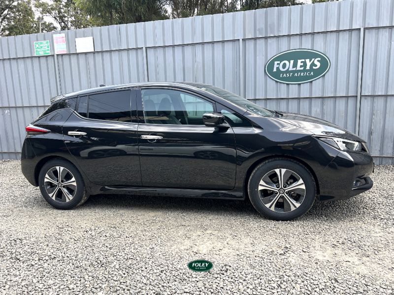 NISSAN LEAF EV (KDW 142Q)