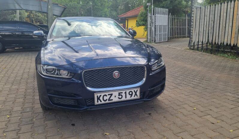 Jaguar xe 2015