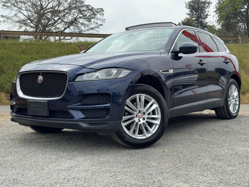 2018 – Jaguar F-Pace – Navy Blue
