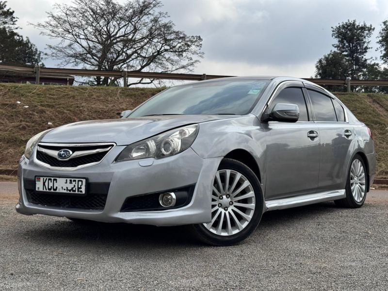 2009 – Subaru Legacy – Silver