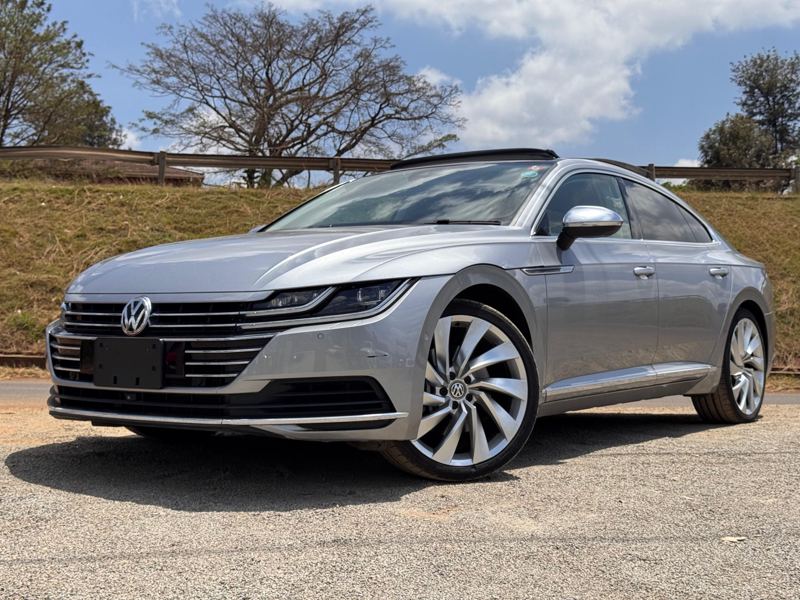 2018 – Volkswagen Arteon – Grey