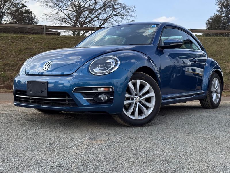 2018 – Volkswagen Beetle – Navy Blue
