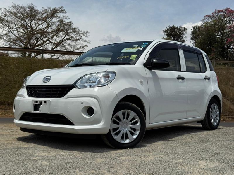 2018 – Daihatsu Boon – White