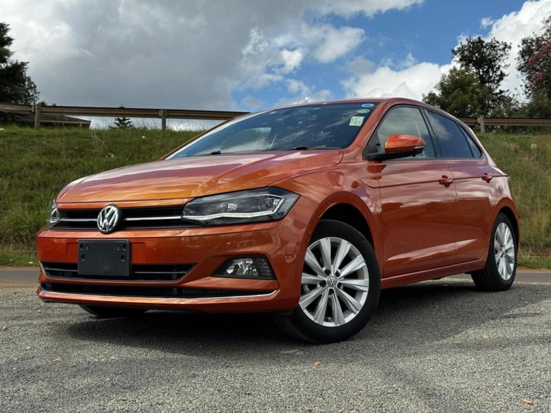 2019- Volkswagen Polo -Orange