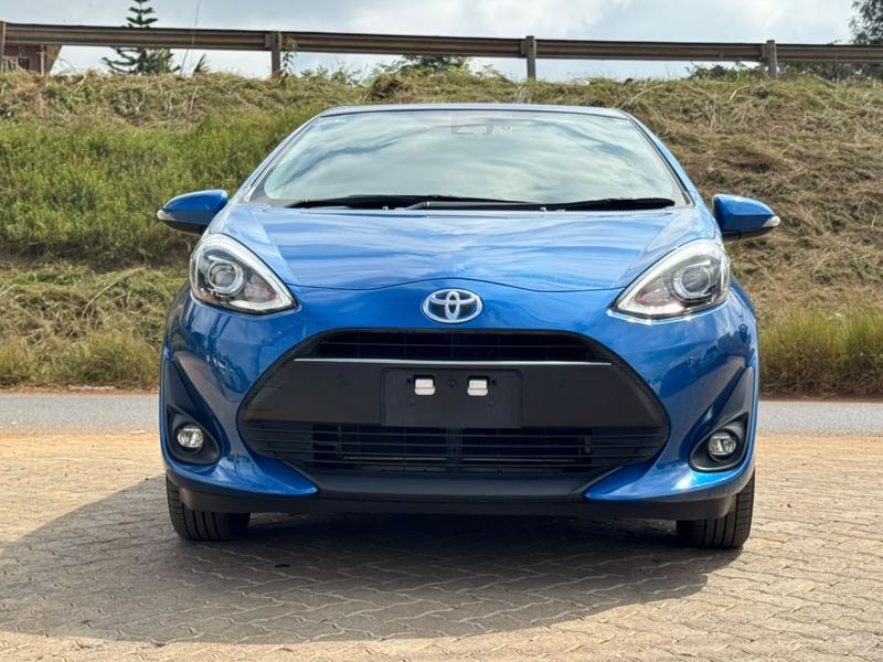 2019- Toyota Aqua Hybrid- Blue