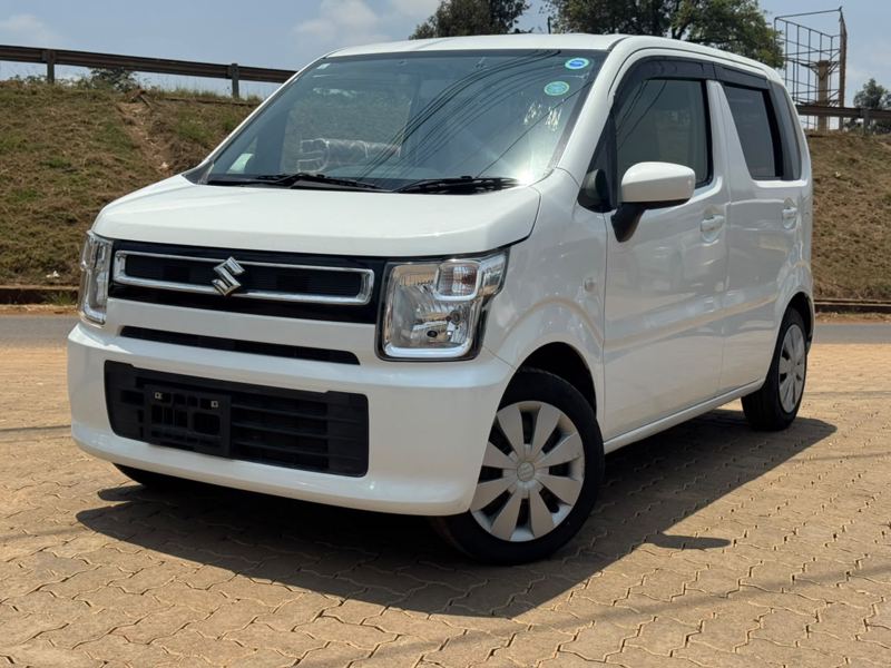 2019 – Suzuki Wagon R – White