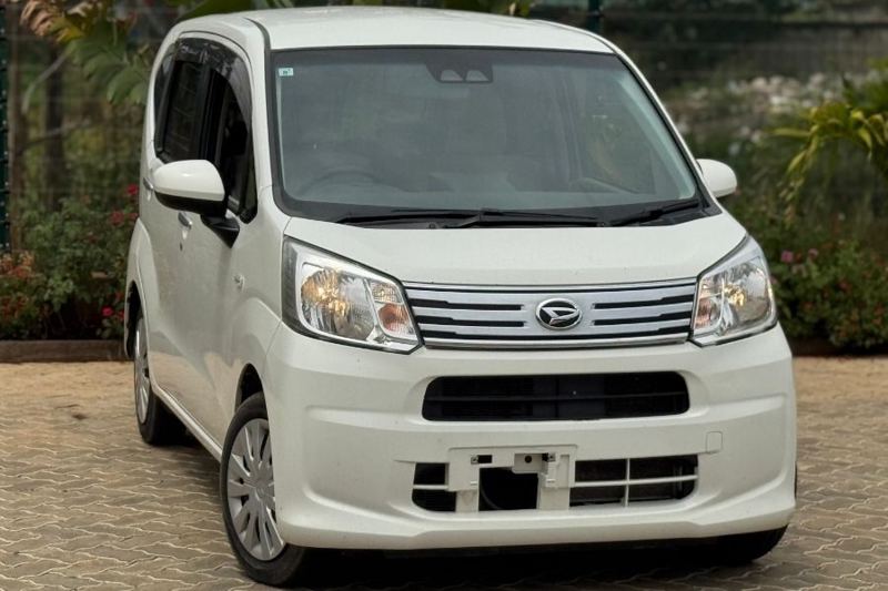 2019 Daihatsu Move 660cc petrol White