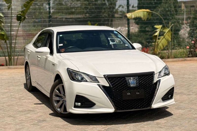 2018 Toyota Crown Athlete Hybrid 2500cc