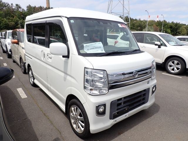 NISSAN NV100 CLIPPER RIO 2019