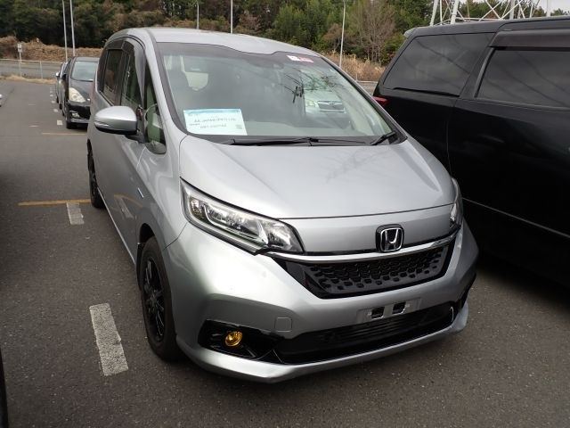 HONDA FREED PLUS 2019