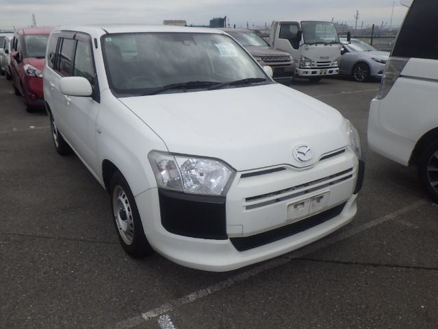 MAZDA FAMILIA 2019