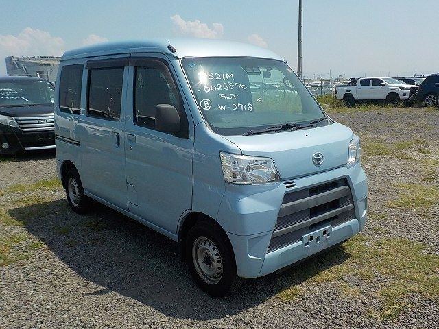 TOYOTA PIXIS VAN 2019