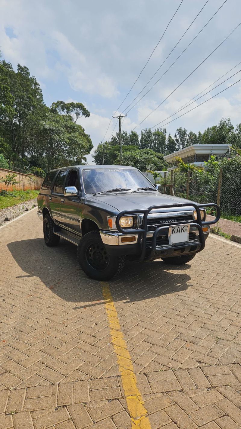 Toyota Hilux Surf