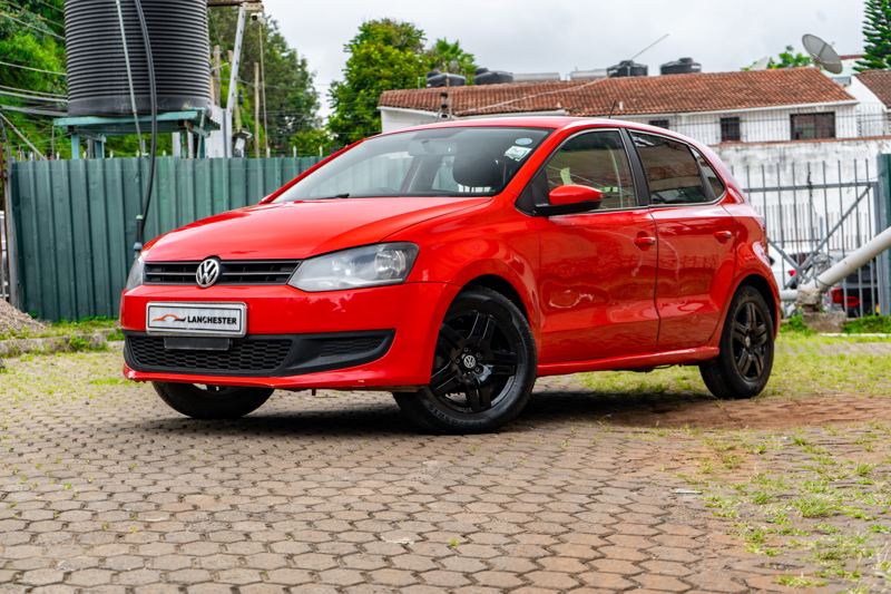 VOLKSWAGEN POLO 2012