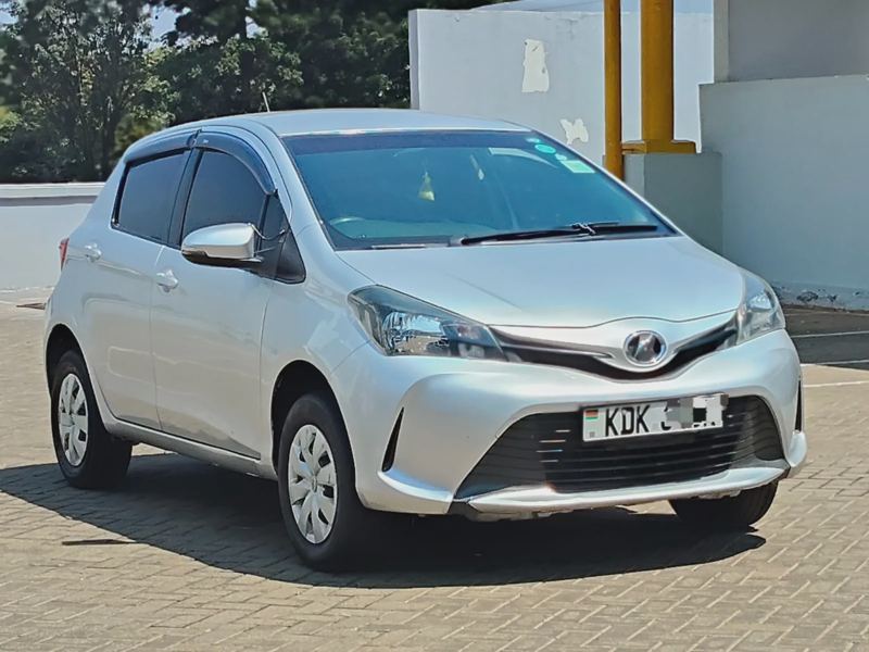 2015 Toyota VITZ Hatchback