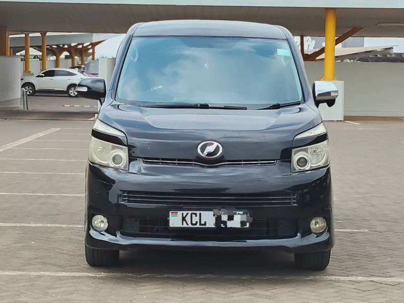 2010 Toyota VOXY MPV
